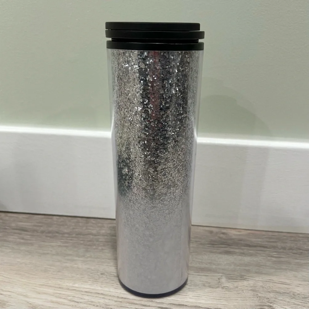 NWT Starbucks Silver White Gradient Glitter Travel Tumbler No Spill Lid 16oz